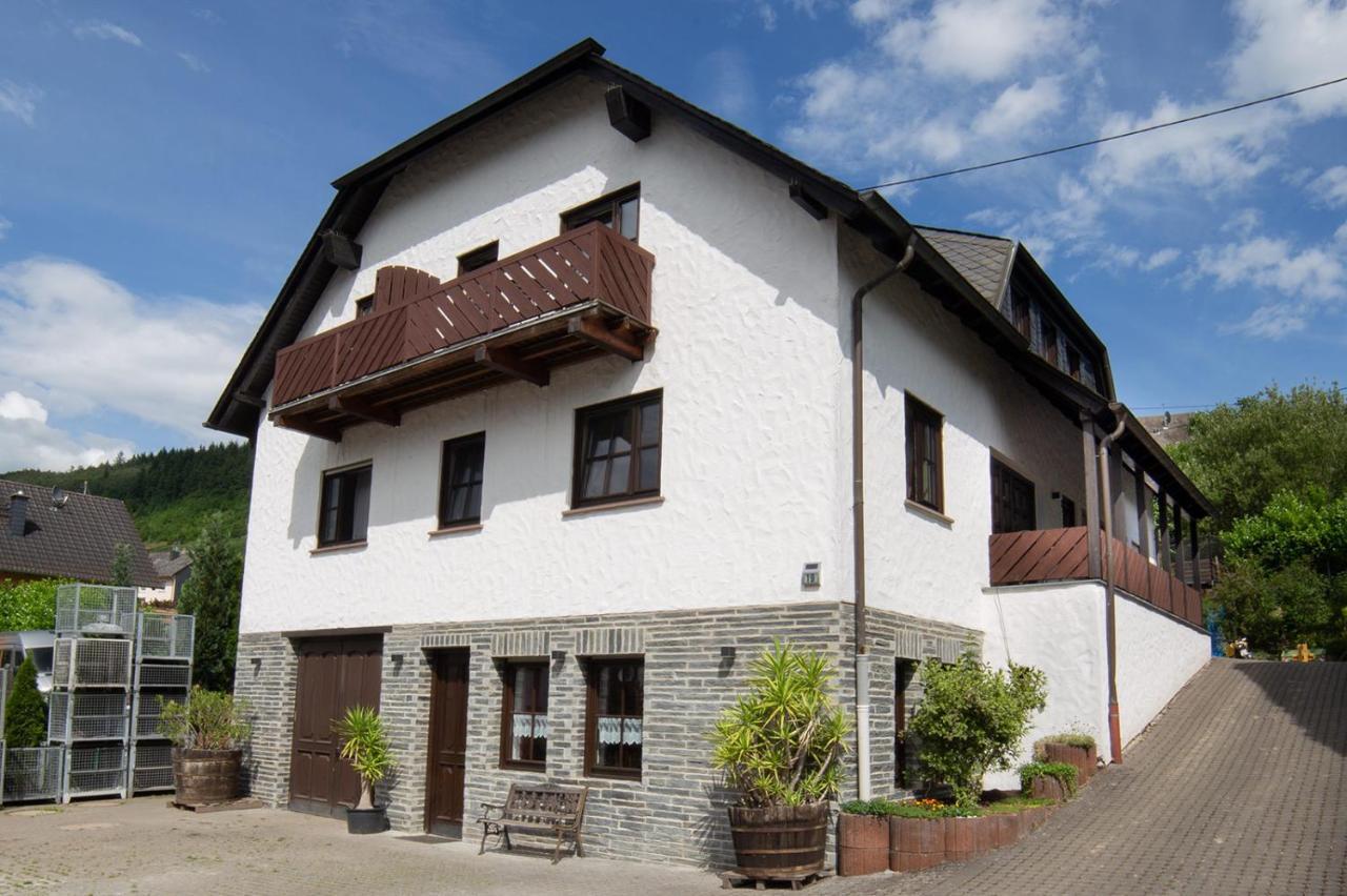 Weingut Christian Bucher Burg  Exteriör bild